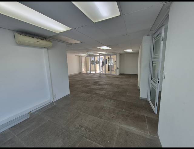 173M² OFFICE TO LET IN MORNINGSIDE